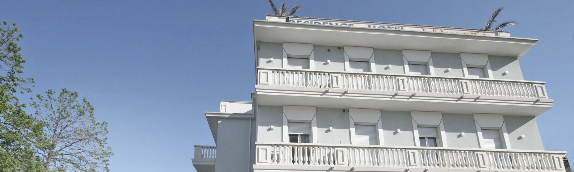 Residence Mimosa Римини Екстериор снимка